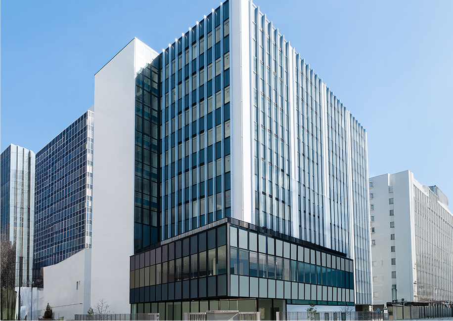 中央第2キャンパスの校舎